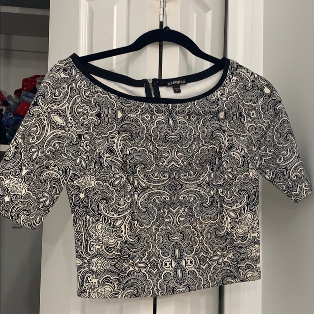 Express boat neck crop top